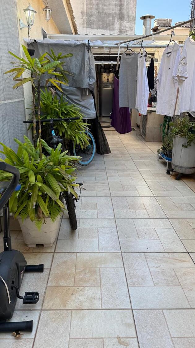 Casa a venda no Pari - com 133m2 - R$1.100,000